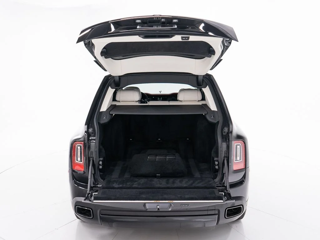 Certified Used 2023 Infinity Black Rolls-Royce Black Badge image 52