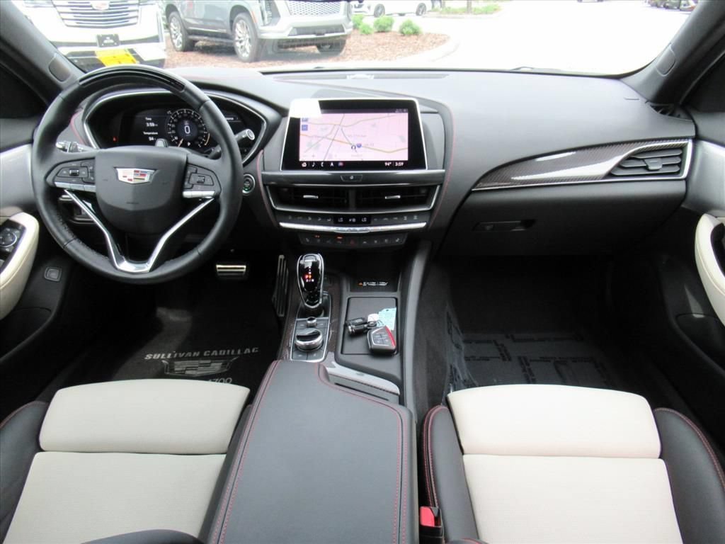 Used 2022 Crystal White Tricoat Cadillac Sport image 12