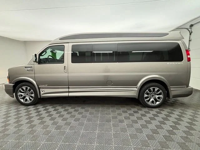 2026 GMC Savana Cargo Work Van - Photo 15