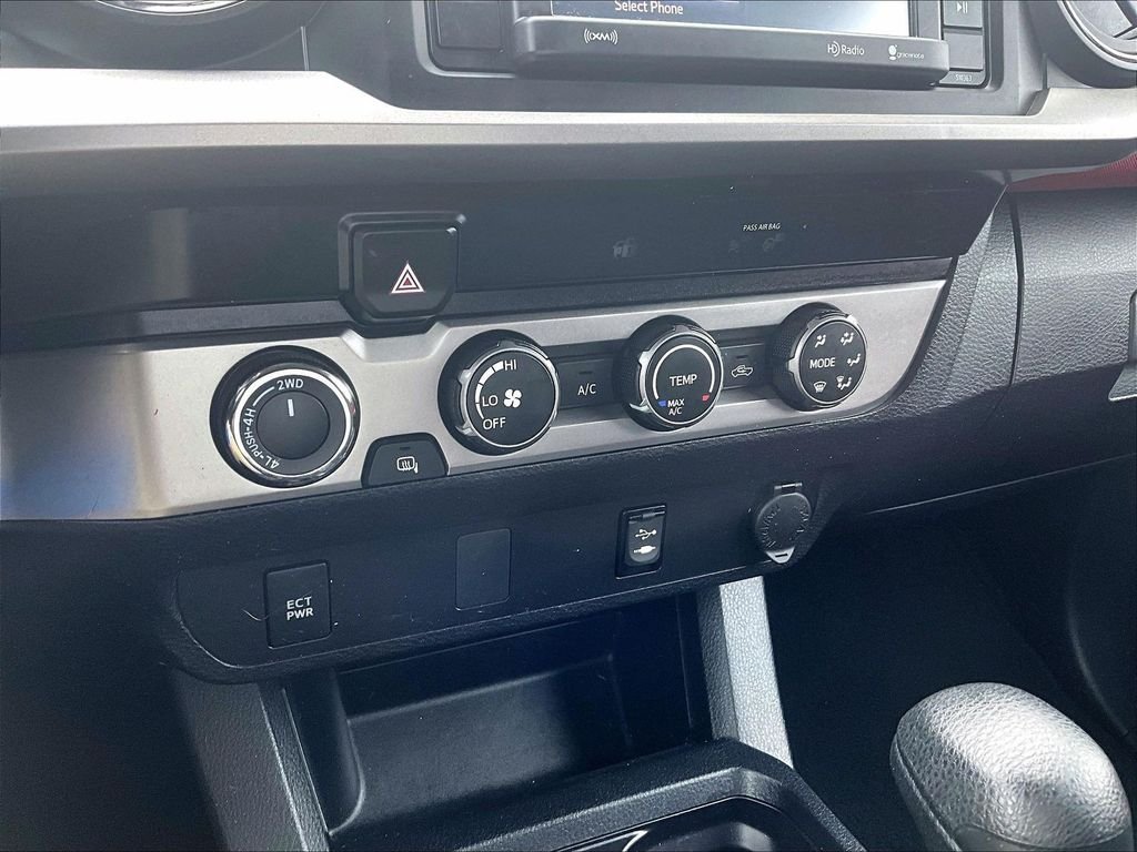 Used 2019 Black Toyota SR5 image 26