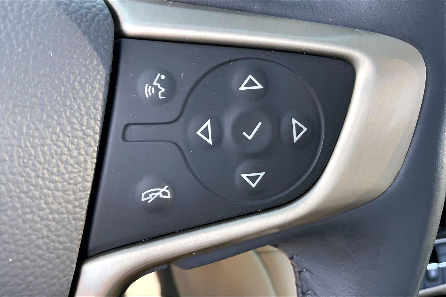 Used 2020 RED QUARTZ TINTCOAT GMC Denali image 24