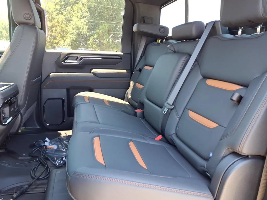2026 GMC Sierra 2500HD AT4 - Photo 17