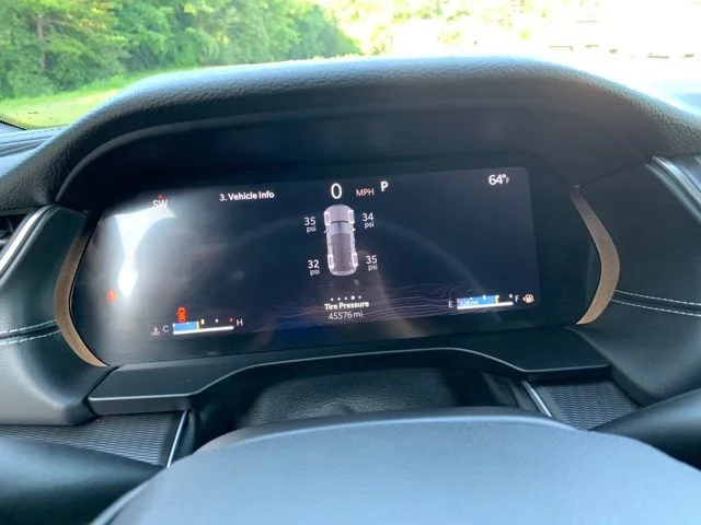 Used 2025 White Jeep Altitude image 30