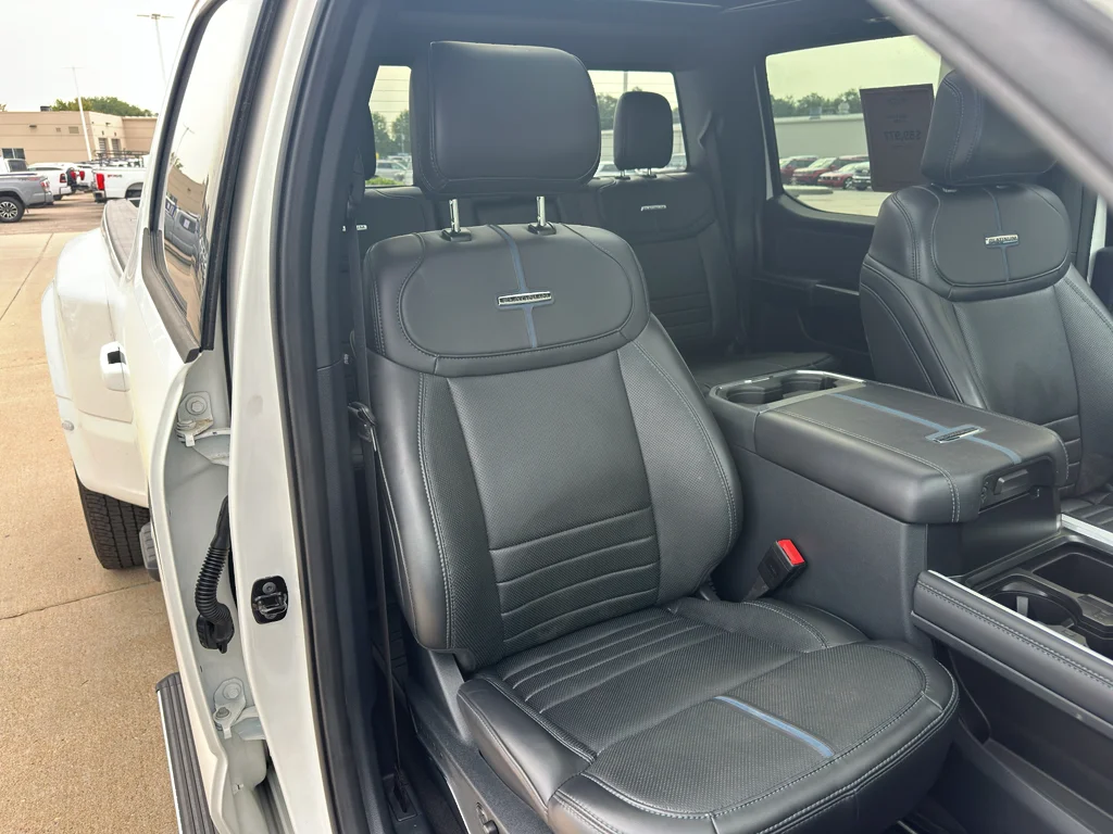 Used 2026 Glacier Gray Metallic Tri-Coat Ford Platinum image 29