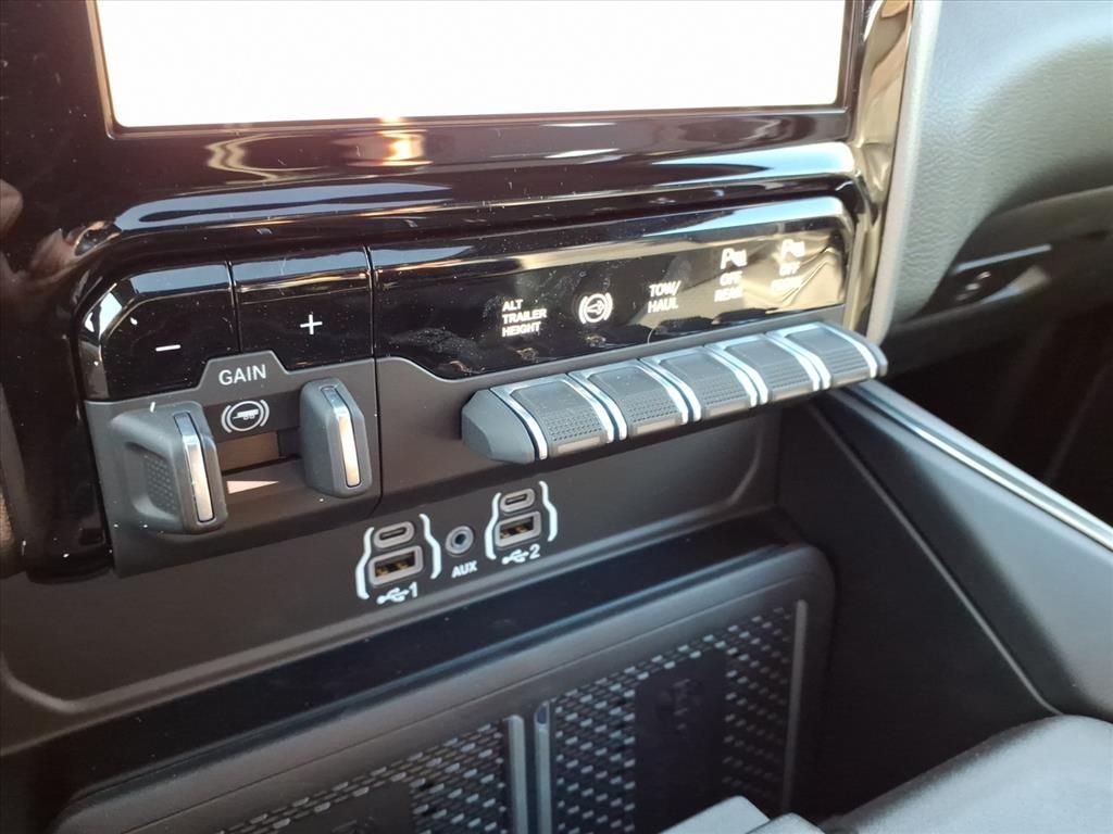 New 2026 Forged Blue Metallic Exterior Paint RAM Laramie image 20