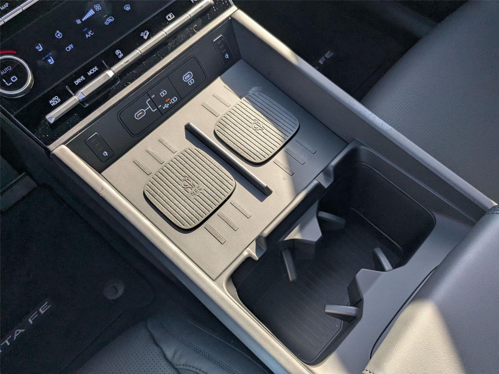 2026 Hyundai Santa Fe Calligraphy - Photo 17