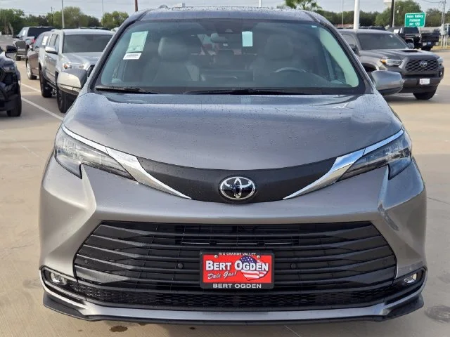New 2026  Toyota XLE image 2