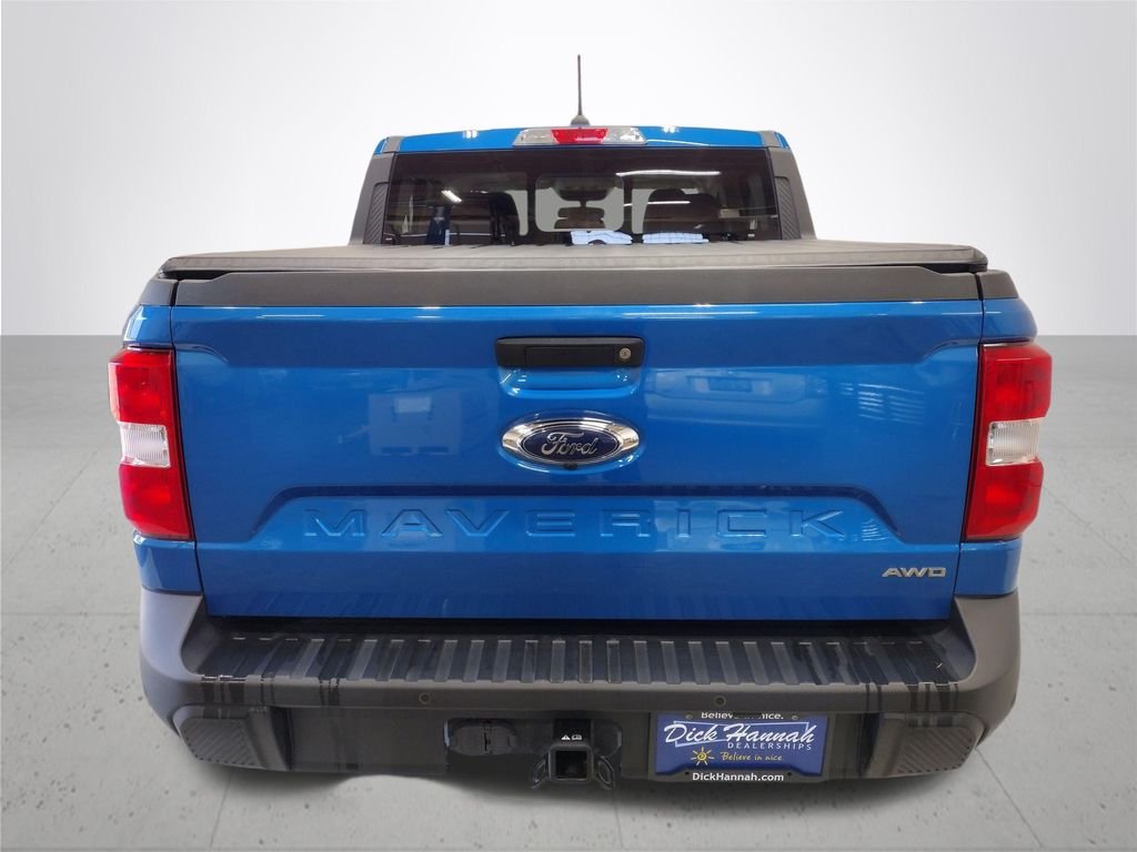 Used 2022 Blue Metallic Ford Lariat image 13