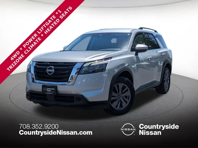 2025 Nissan Pathfinder SV