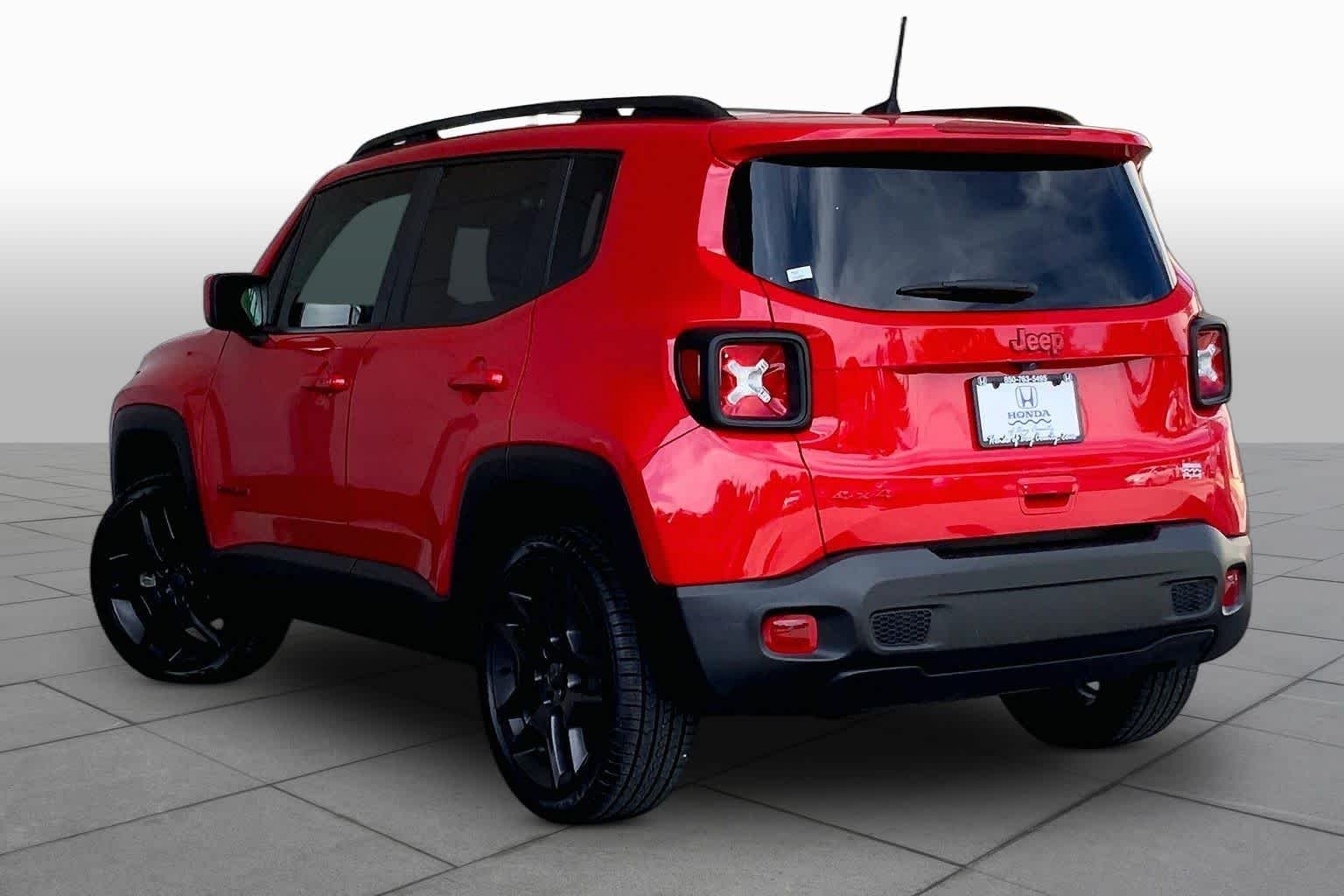 Used 2022 Colorado Red Clearcoat Jeep (RED) Edition image 12
