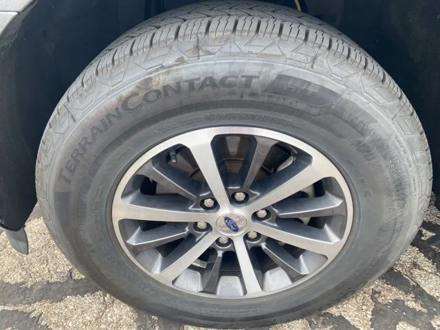 Used 2020 Magnetic Ford XLT image 7