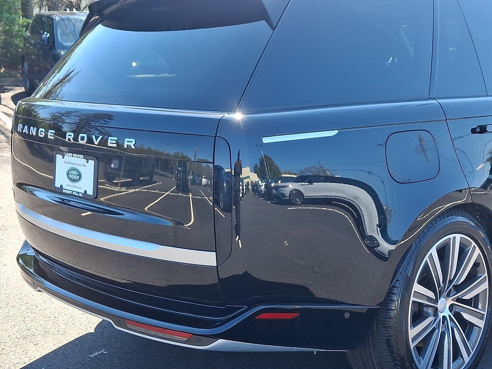Certified Used 2025 Santorini Black Metallic   1Ag Land Rover Autobiography image 14