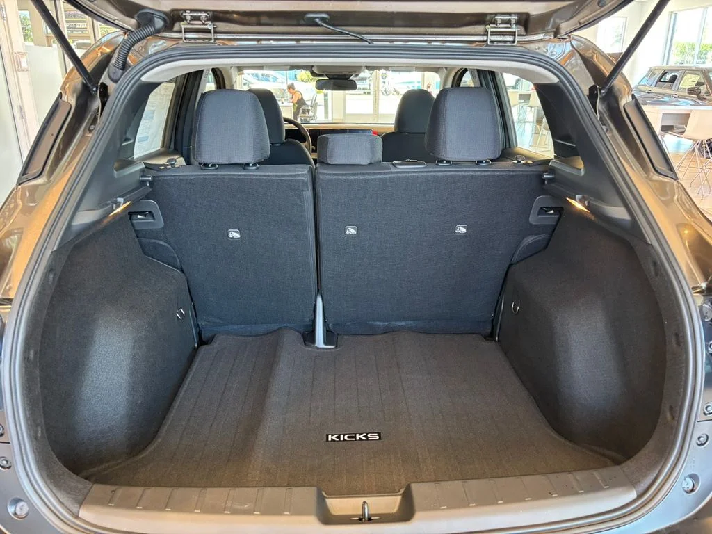 New 2026 Canyon Bronze Metallic Nissan S image 26