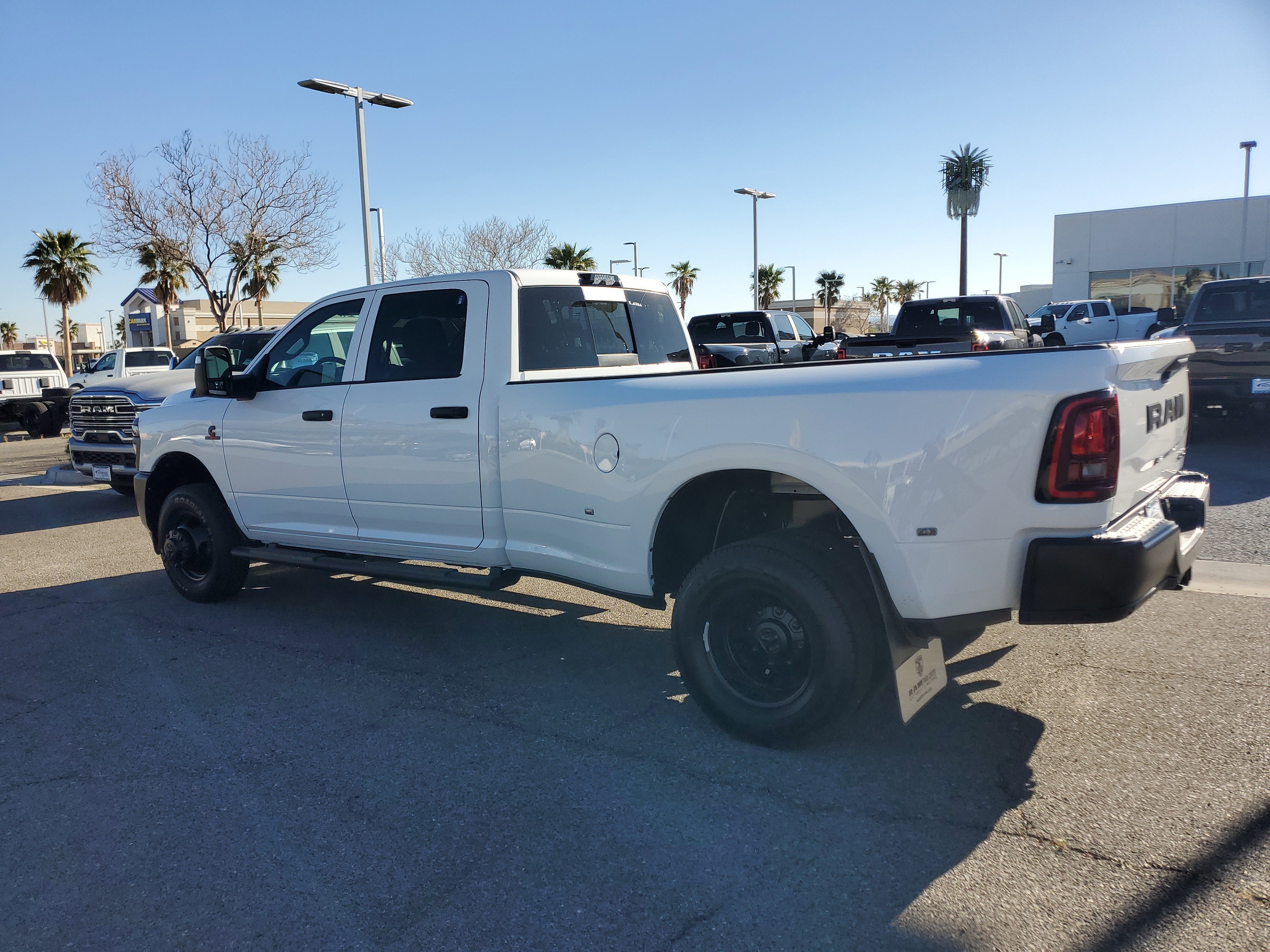 New 2026 Bright White Clear-Coat Exterior Paint RAM Tradesman image 5