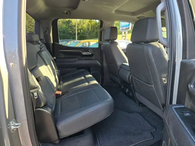 Used 2025 Sterling Metallic GMC SLT image 19