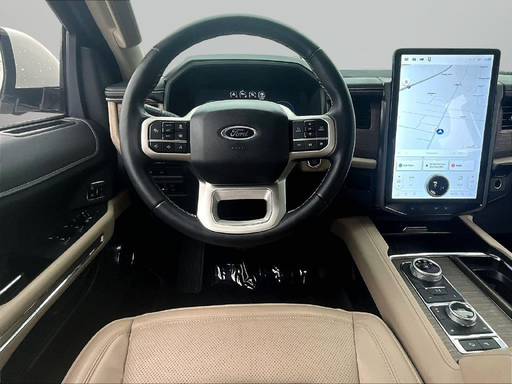 Used 2024 White Ford Limited image 8