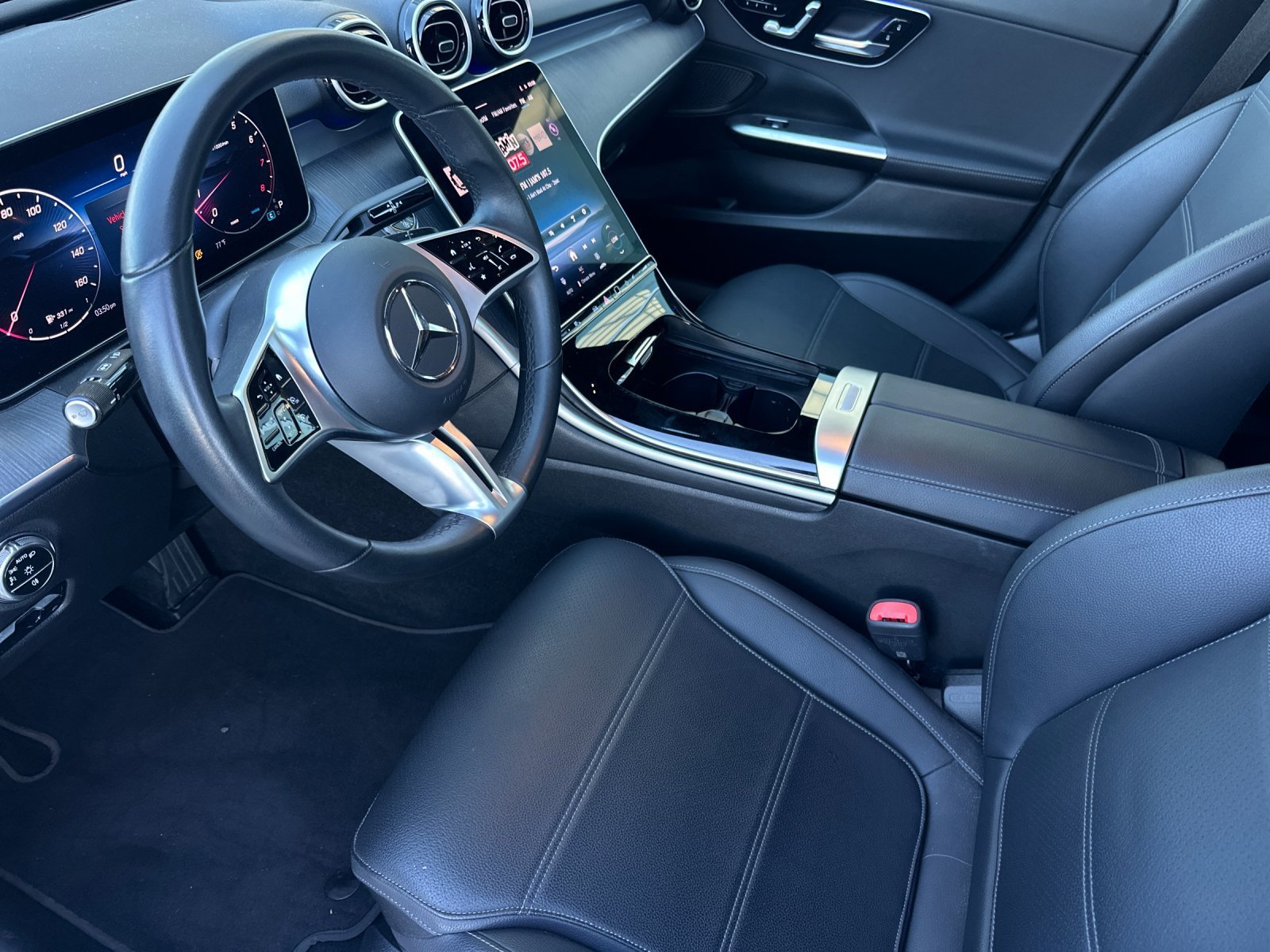 Used 2025 White Mercedes-Benz C 300 image 9
