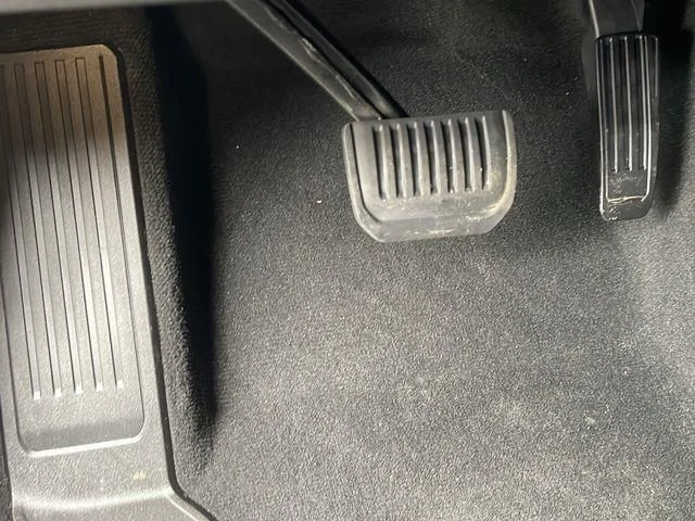 New 2026 White/off-white Jeep Limited image 20