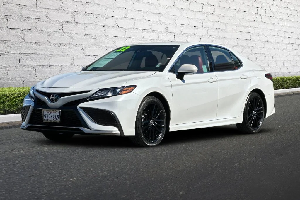 Used 2022 Beige Toyota XSE image 8