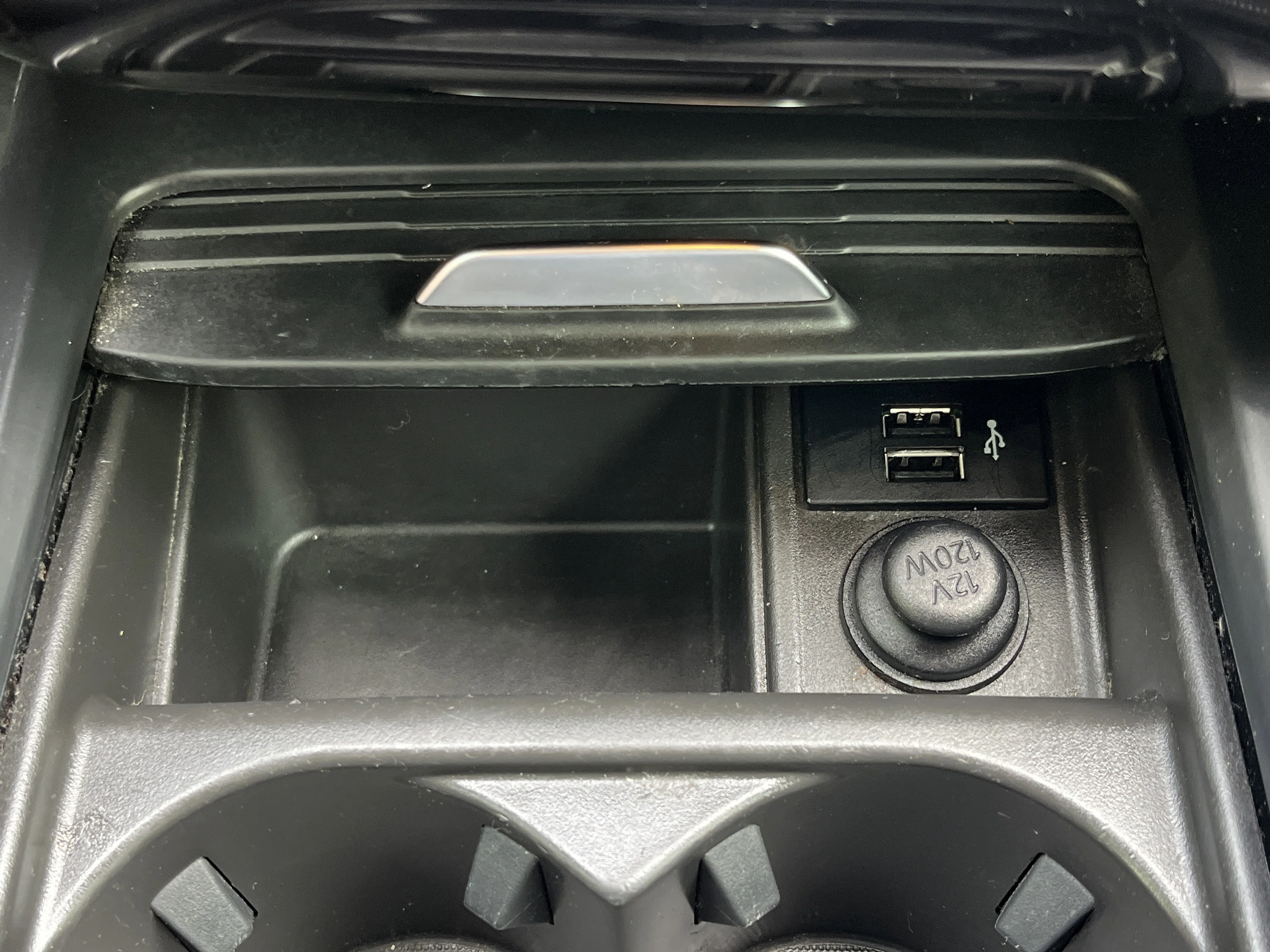 Used 2019 Graphite Shadow INFINITI LUXE image 10