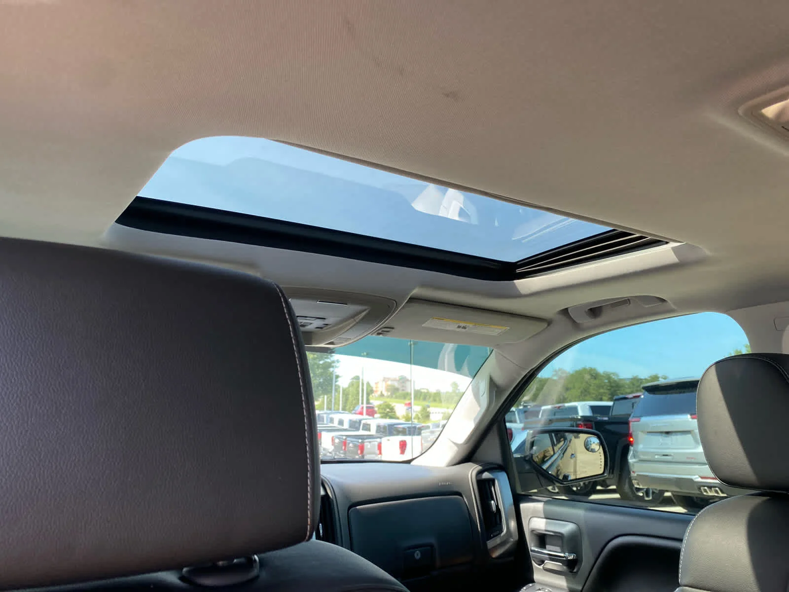 Used 2017 GRAPHITE METALLIC Chevrolet LTZ image 24