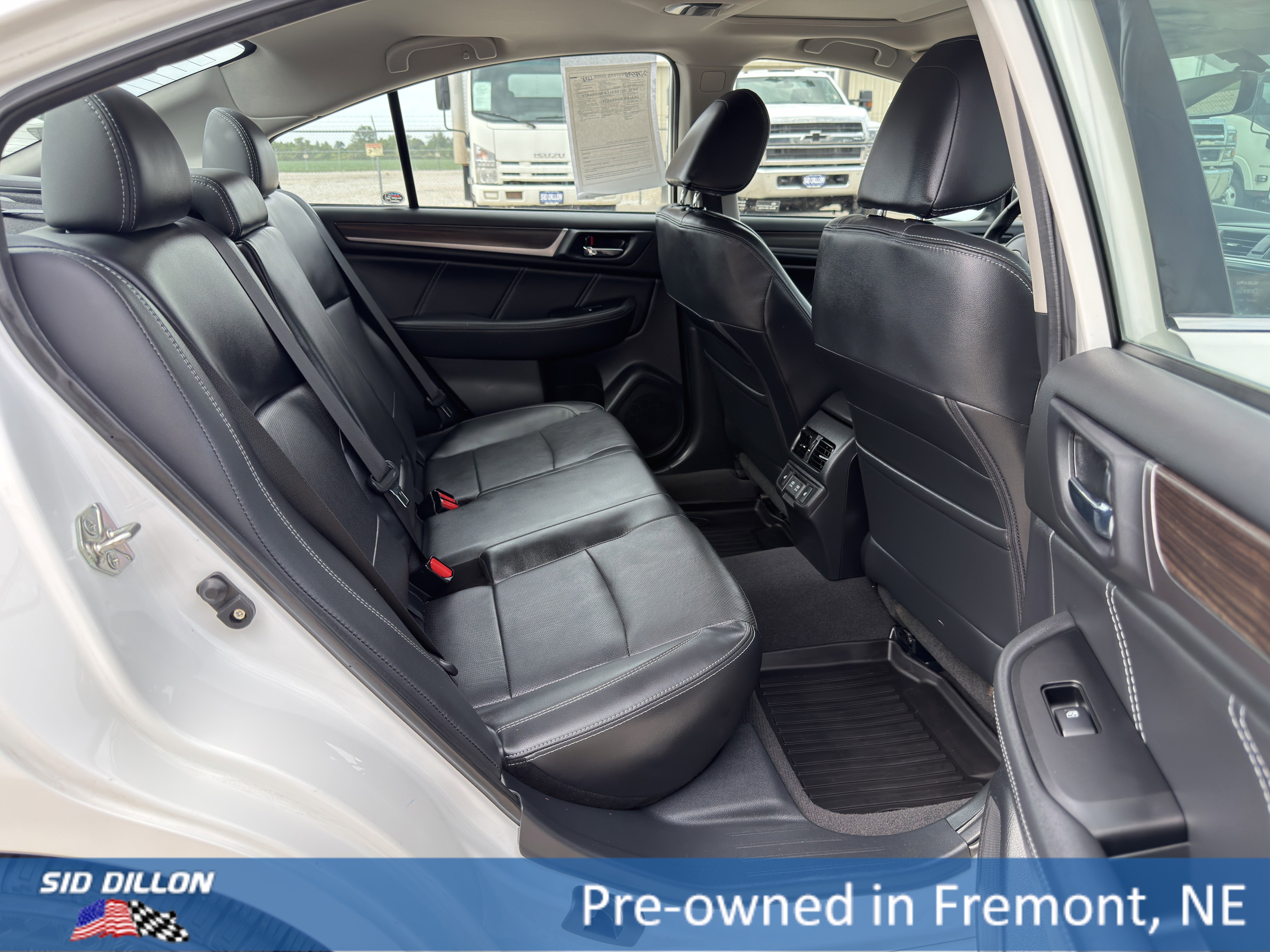 Used 2019 Crystal White Pearl Subaru Limited image 15