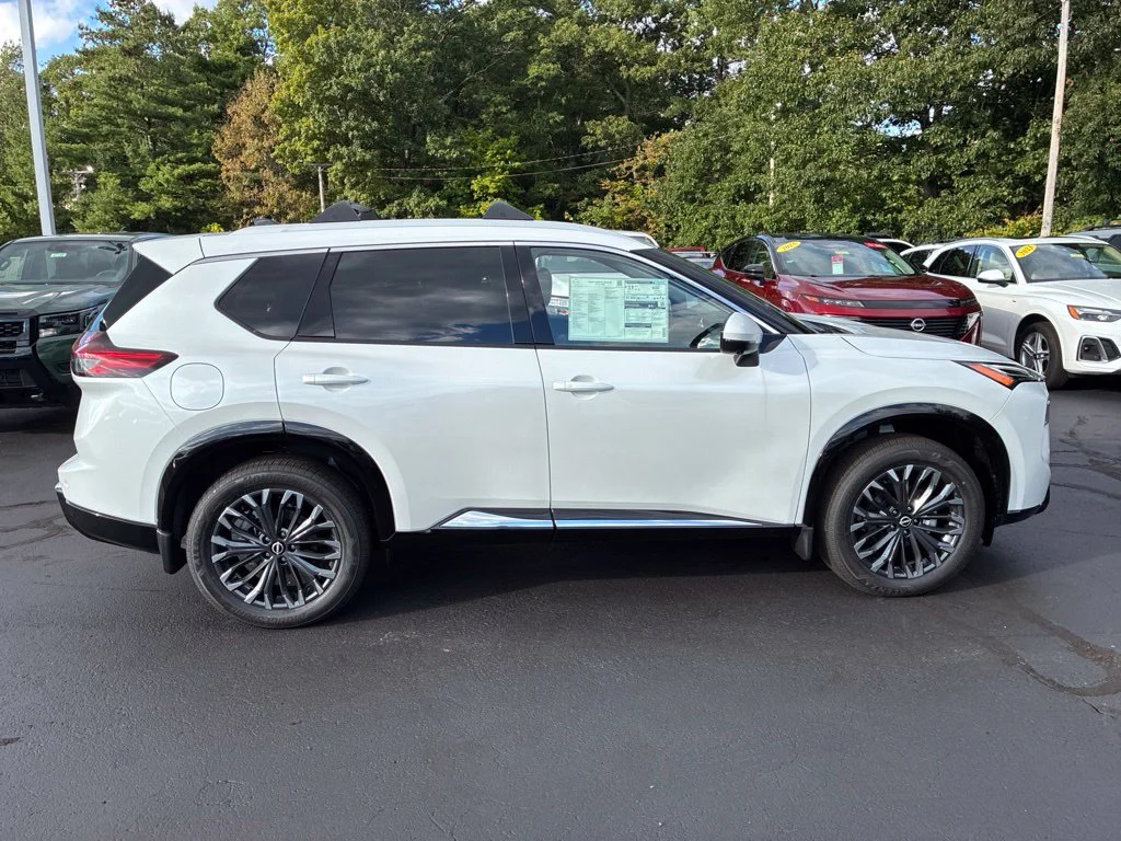 New 2026 Everest White Pearl TriCoat Nissan Platinum image 9