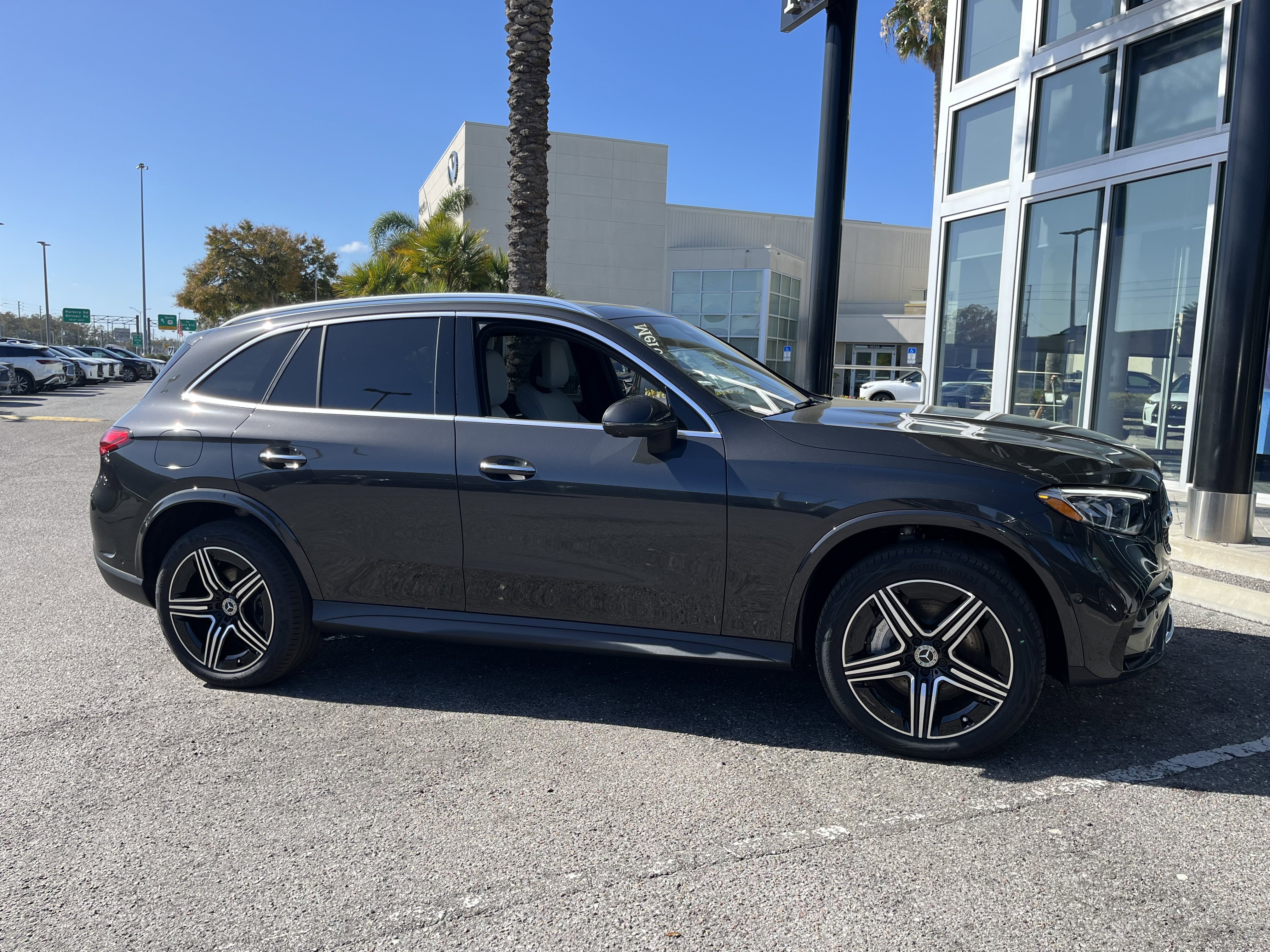 New 2026 Graphite Grey Metallic Mercedes-Benz GLC 300 image 9