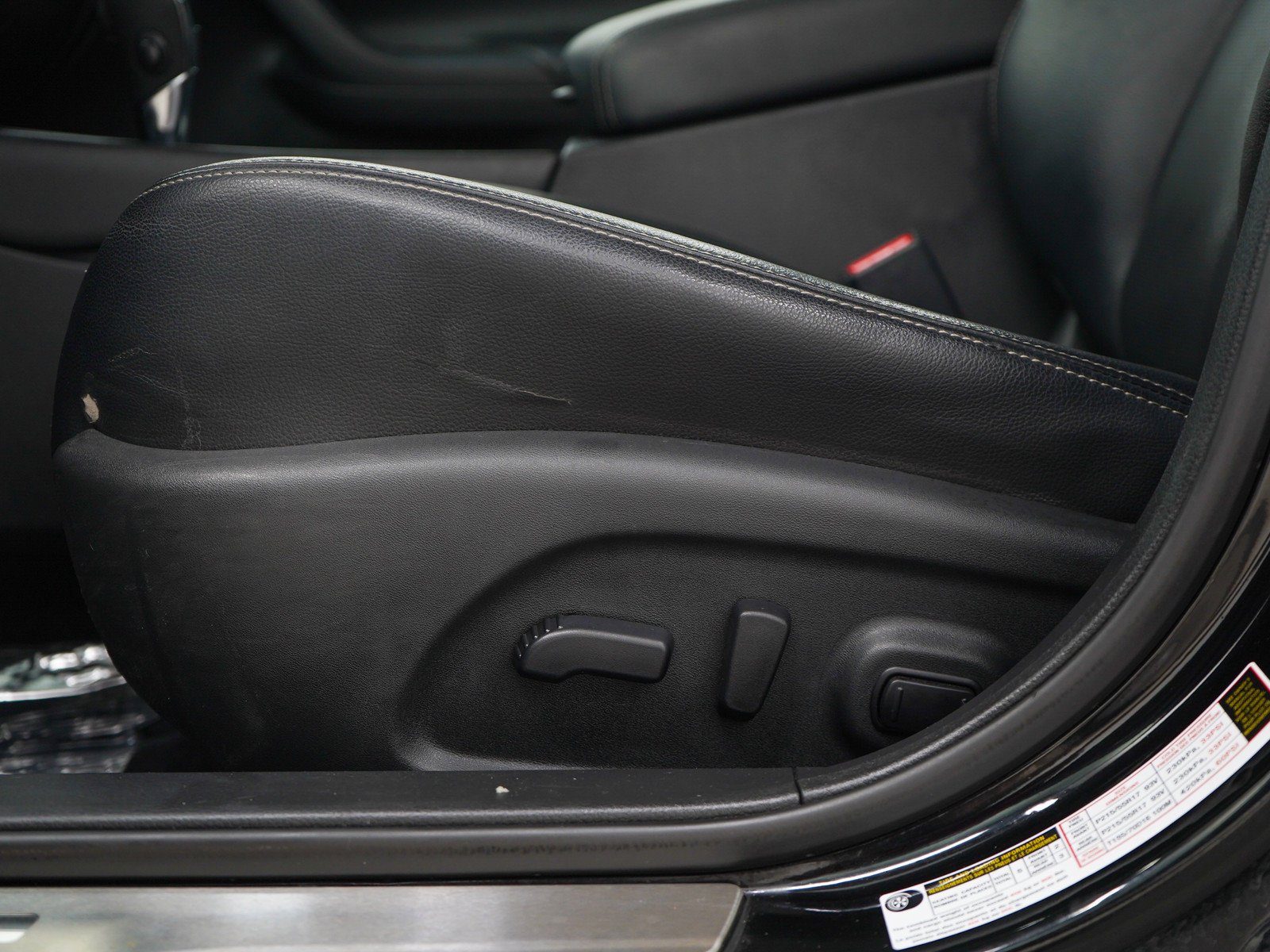 Used 2018 Super Black Clearcoat Nissan 2.5 SL Sedan image 20