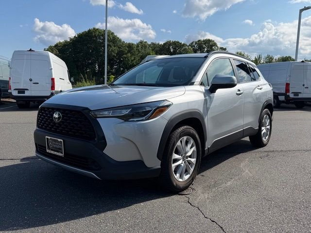 Used 2023 Silver Toyota LE image 3