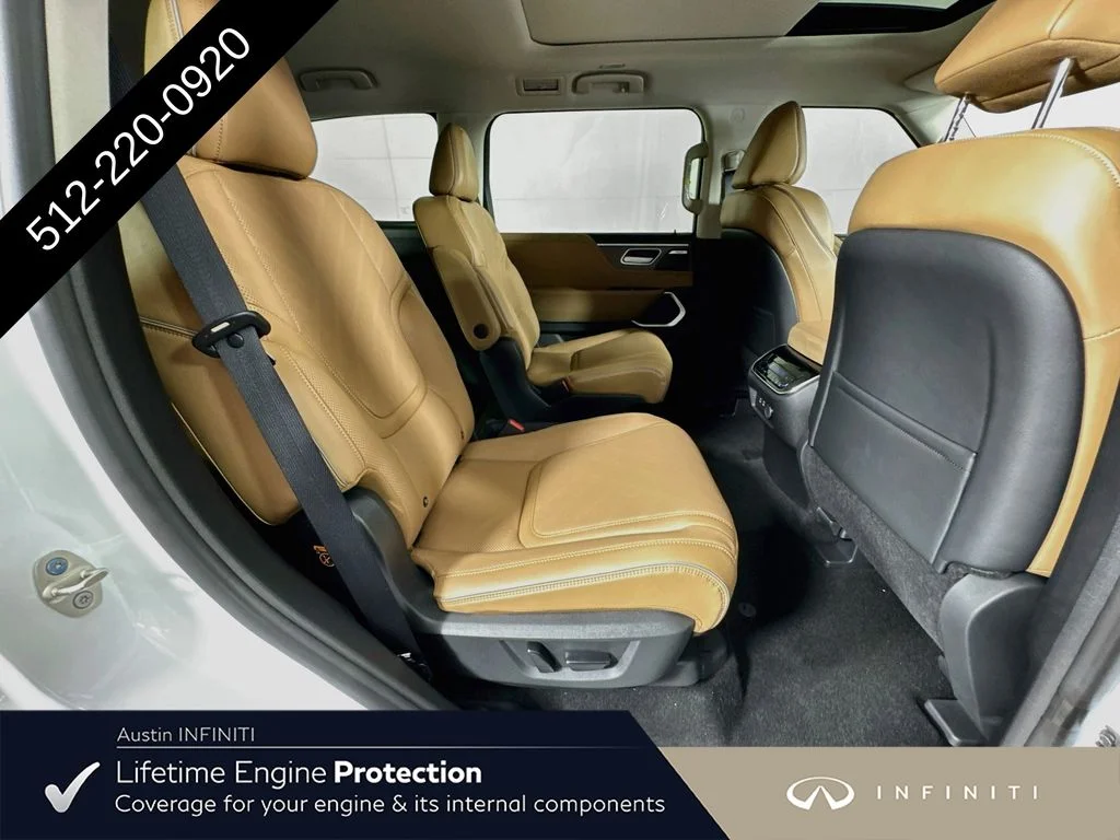 New 2027 White INFINITI LUXE image 38