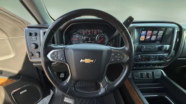 Used 2018 Gray Chevrolet LTZ image 10