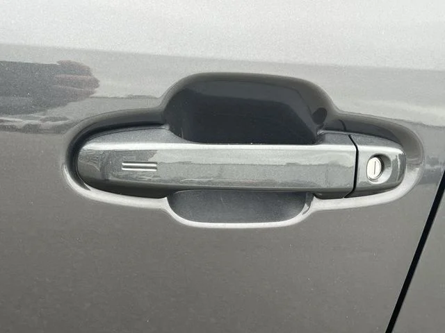 New 2026 MAGNETITE GRAY PEARL Subaru Limited image 38
