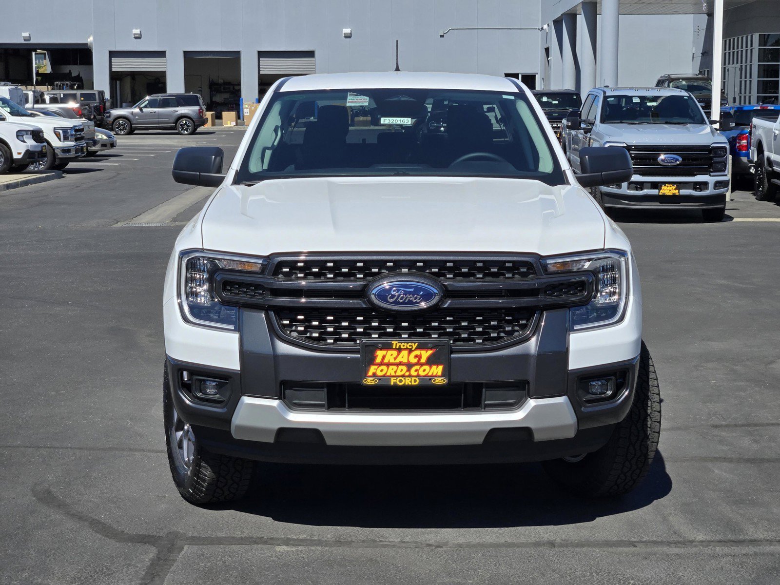 New 2026 Oxford White Ford XLT image 2