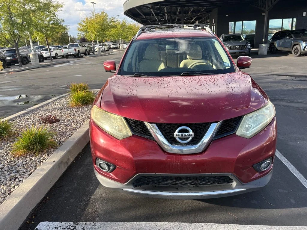 2015 Nissan Rogue SV AWD photo