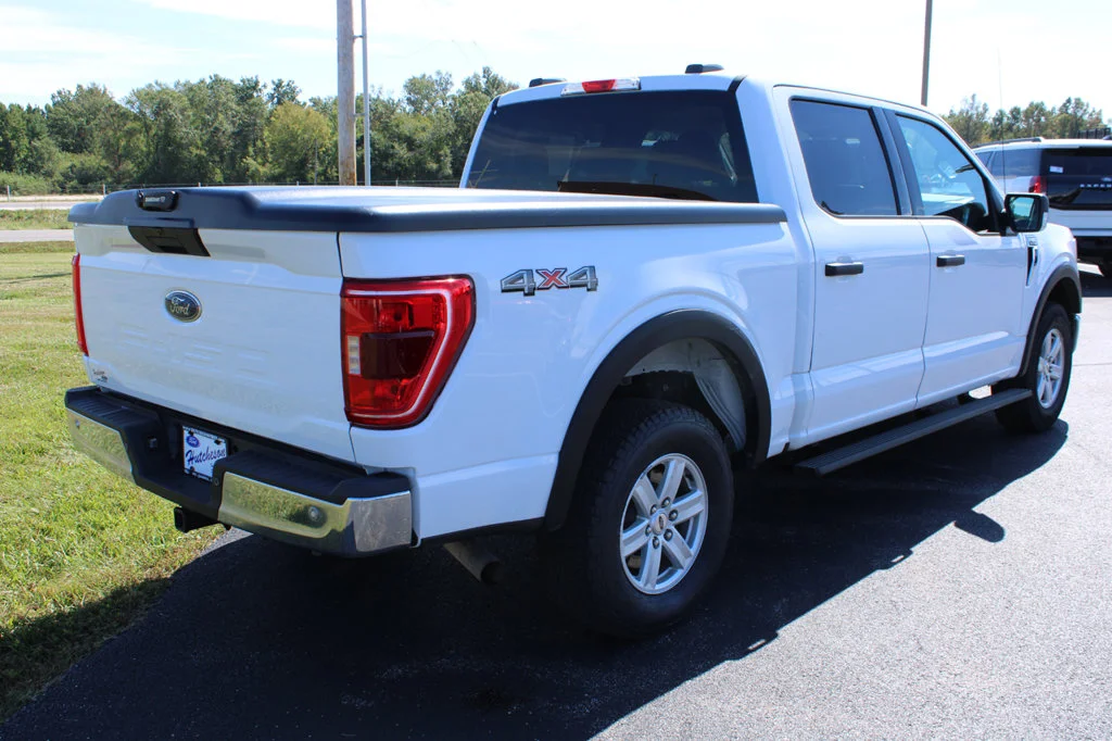 Used 2021 Oxford White Ford XLT image 15