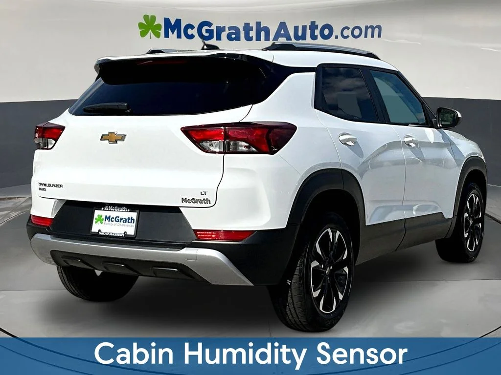 Used 2023 White Chevrolet LT image 8