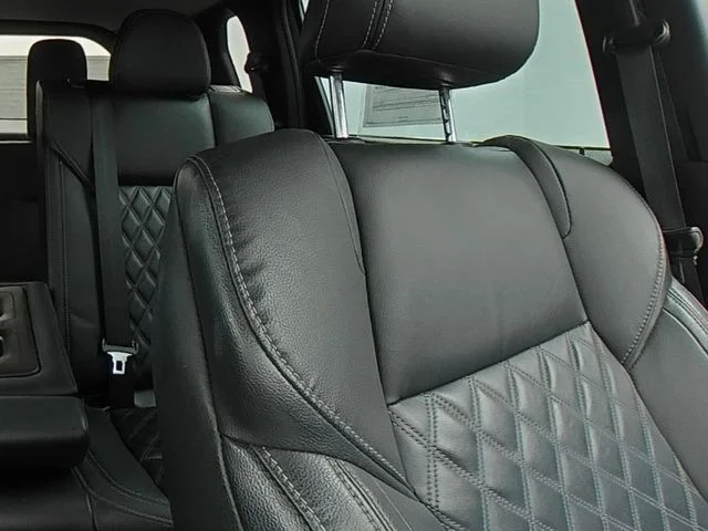 Used 2022  Mitsubishi SEL image 39