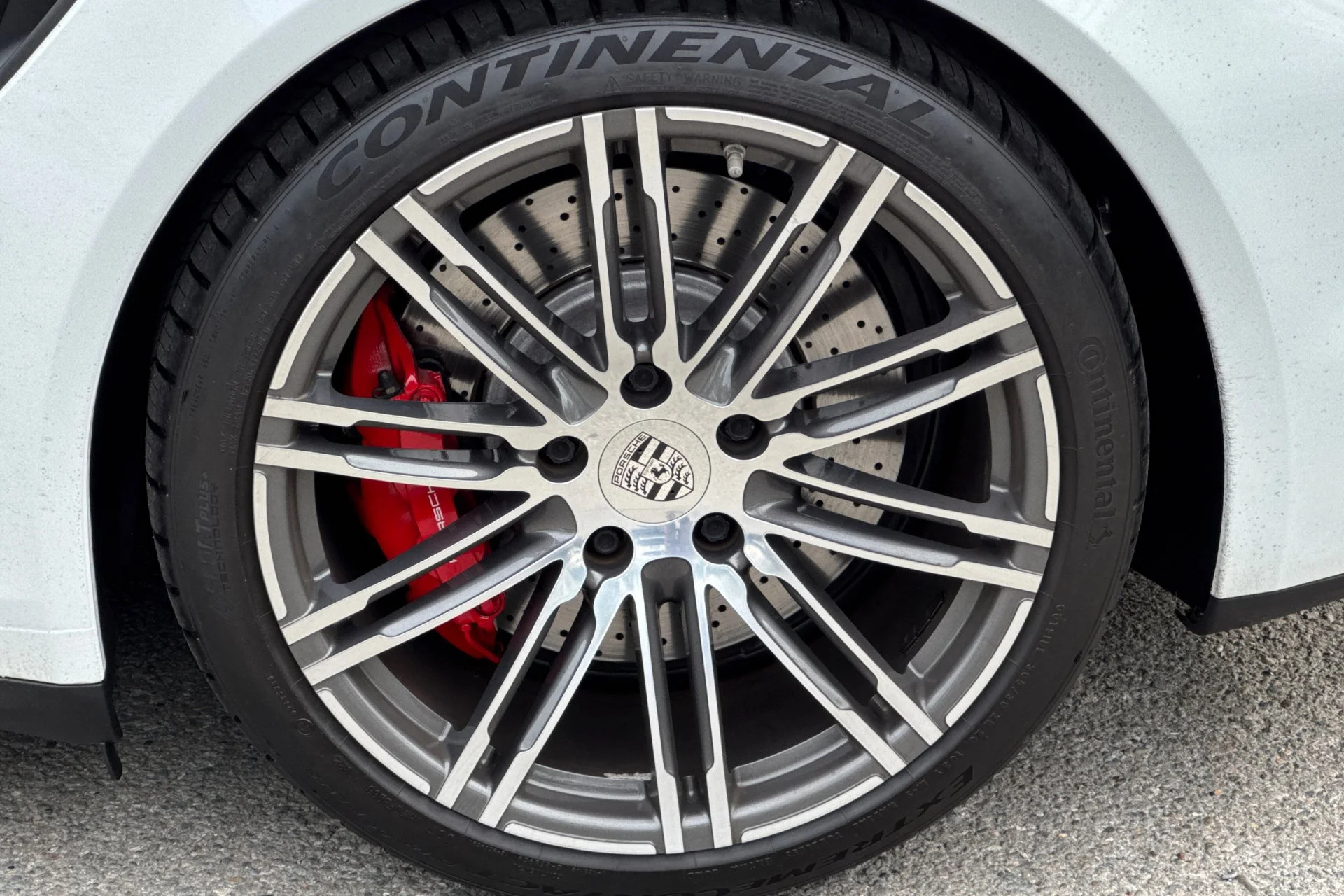 Used 2015 White Porsche Turbo image 11
