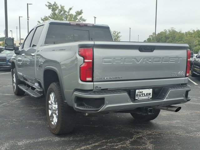 Used 2025 Sterling Gray Metallic Chevrolet High Country image 2