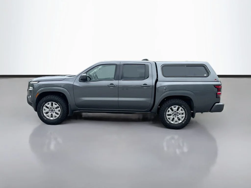 Used 2023 Gun Metallic Nissan SV image 5