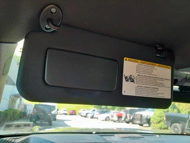 Used 2025 Underground Toyota SR5 image 32