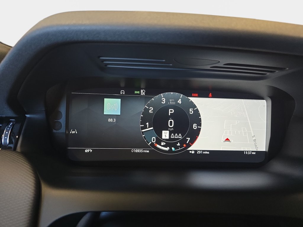 Certified Used 2025 Black Land Rover SE image 22