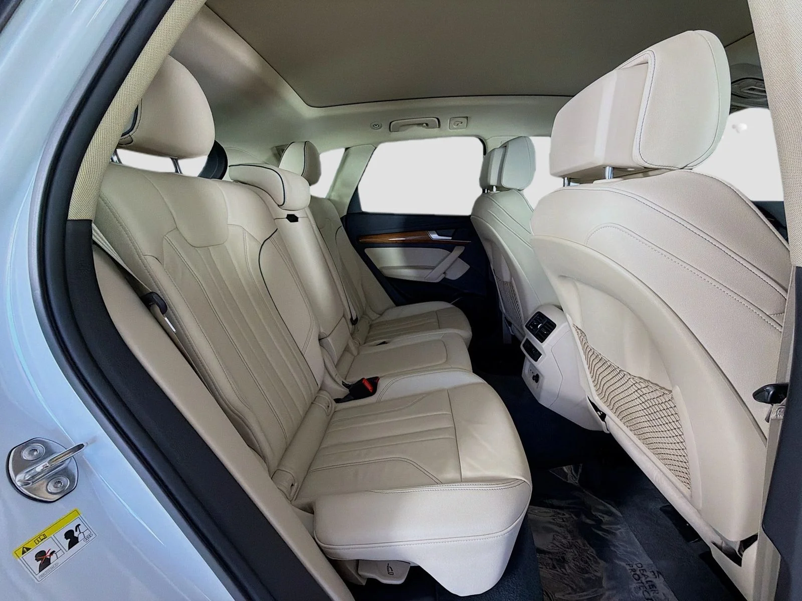 Used 2023 White Audi 55 Premium image 27