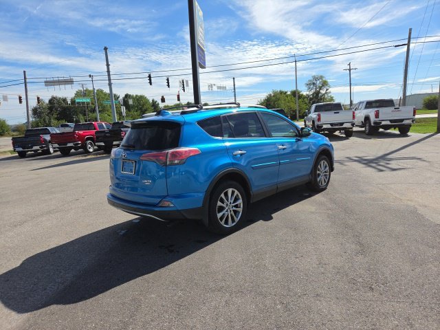 2017 Toyota RAV4 Limited - Photo 6