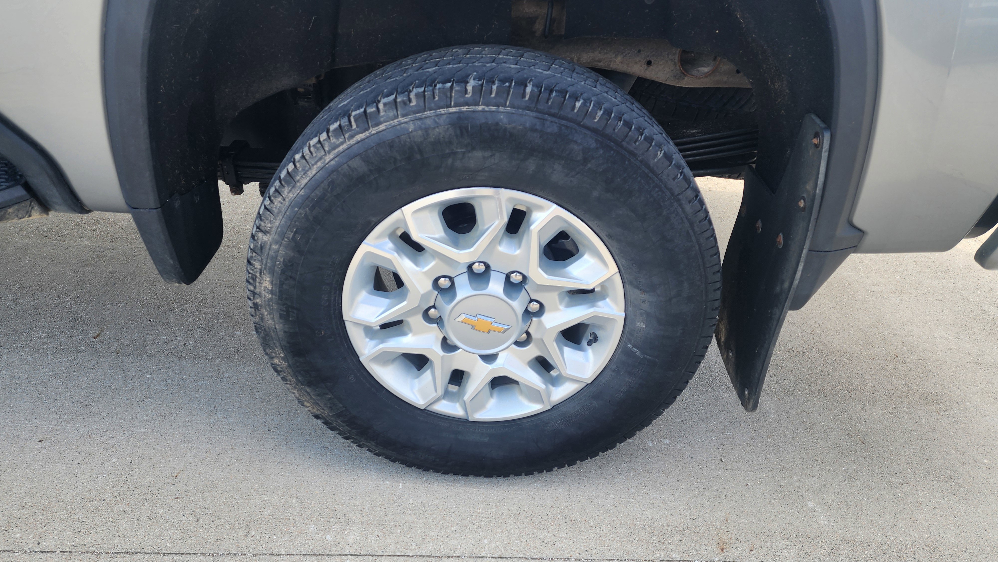 Used 2025 Sterling Gray Metallic Chevrolet LTZ image 10