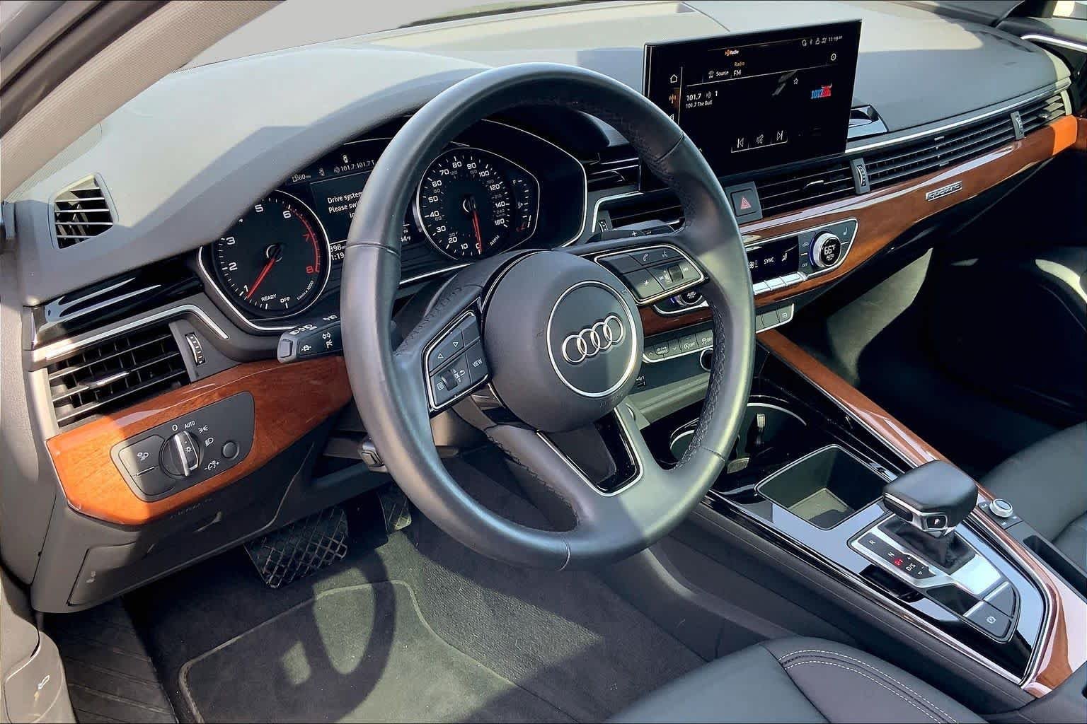 Used 2022 Florett Silver Metallic Audi Premium image 18