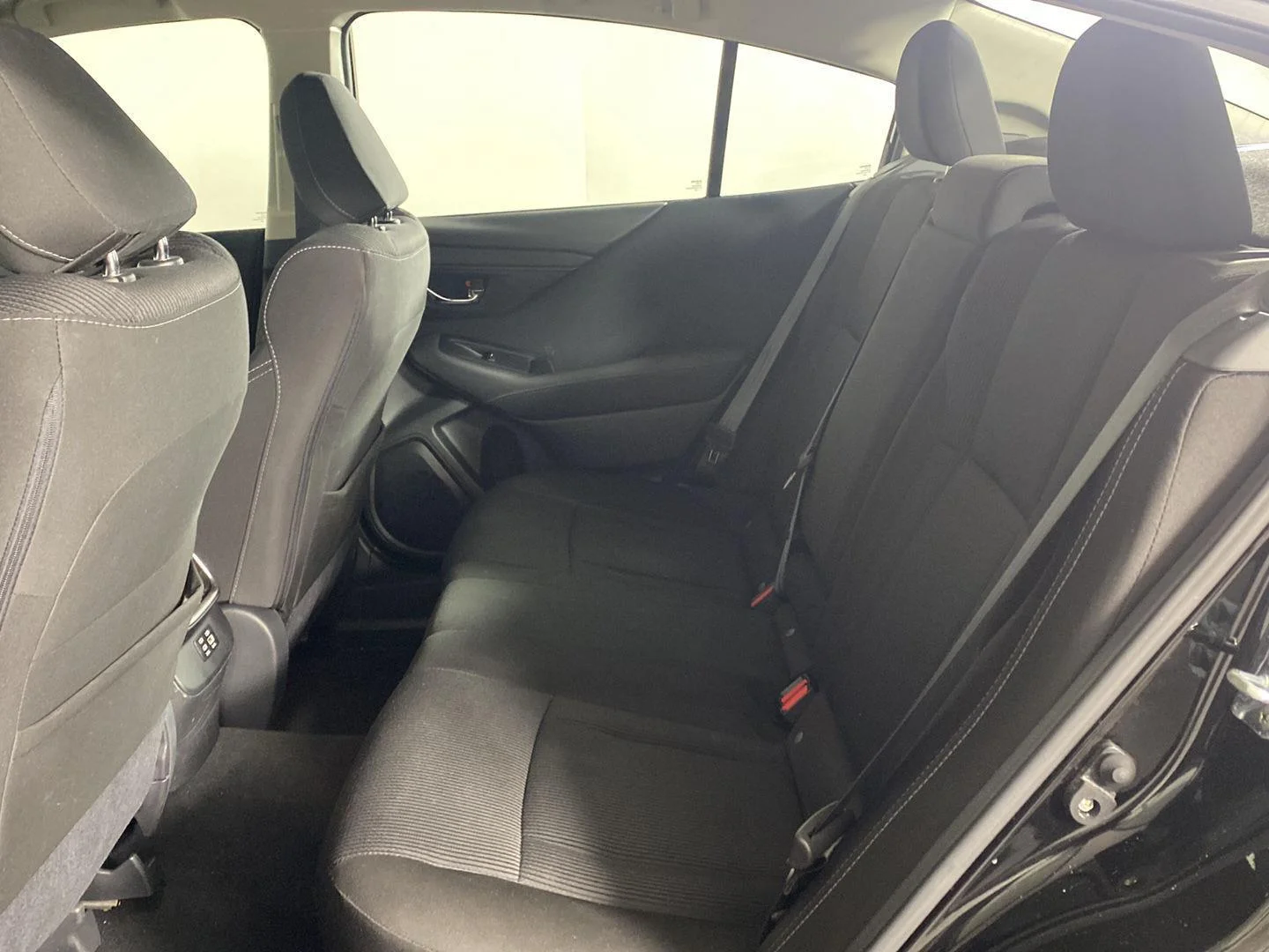 Used 2025 Crystal Black Silica Subaru Premium image 26