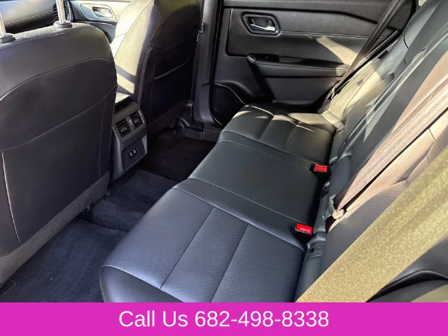 Used 2024 Silver Nissan SV image 17