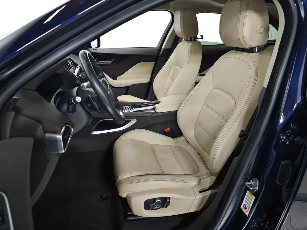 Used 2020  Jaguar 25t Prestige image 17